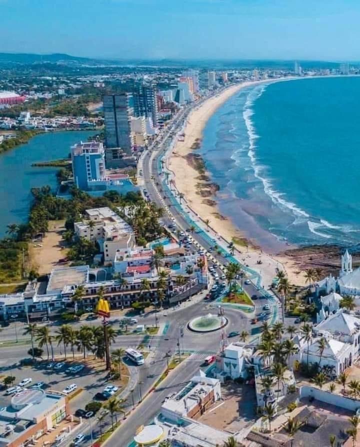Casa Brisa Y Departamentos! A 3 Min La Playa&Malecon Villa Масатлан Екстериор снимка